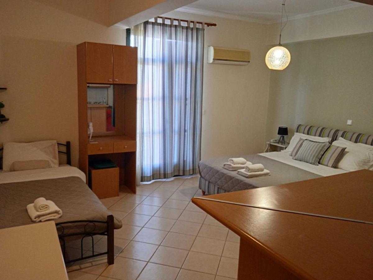 Aparthotel To Kastro Pylos Zewnętrze zdjęcie